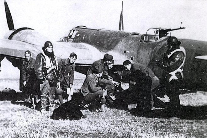 Σαν σήμερα το 1940: Η Χριστουγεννιάτικη Αερομαχία των έξι αεροσκαφών της 32ης Μοίρας Βομβαρδισμού